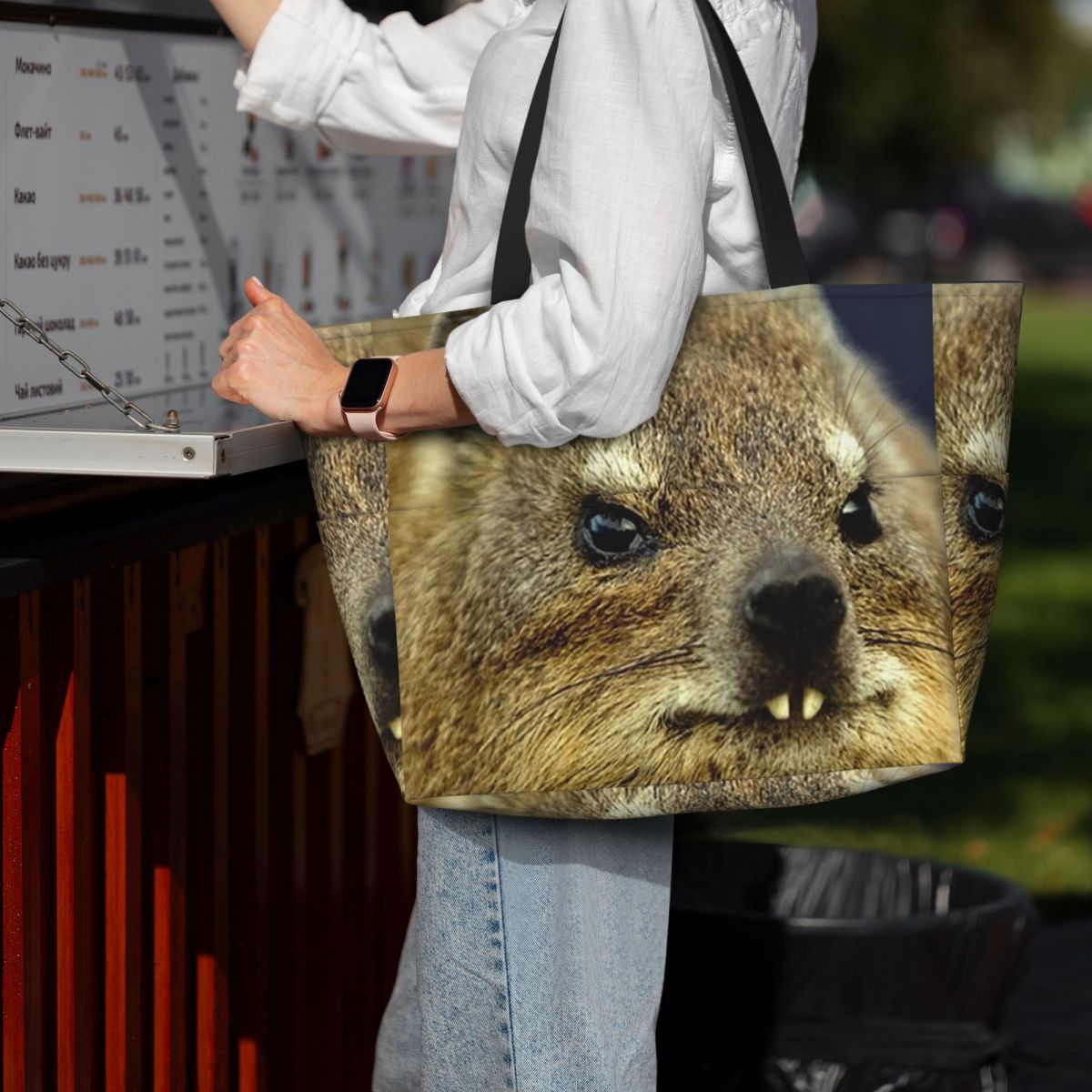 Yoga Fitness Photos - Rock Hyrax フォトビーチトートバッグ スポーツジム ヨガ ダッフル