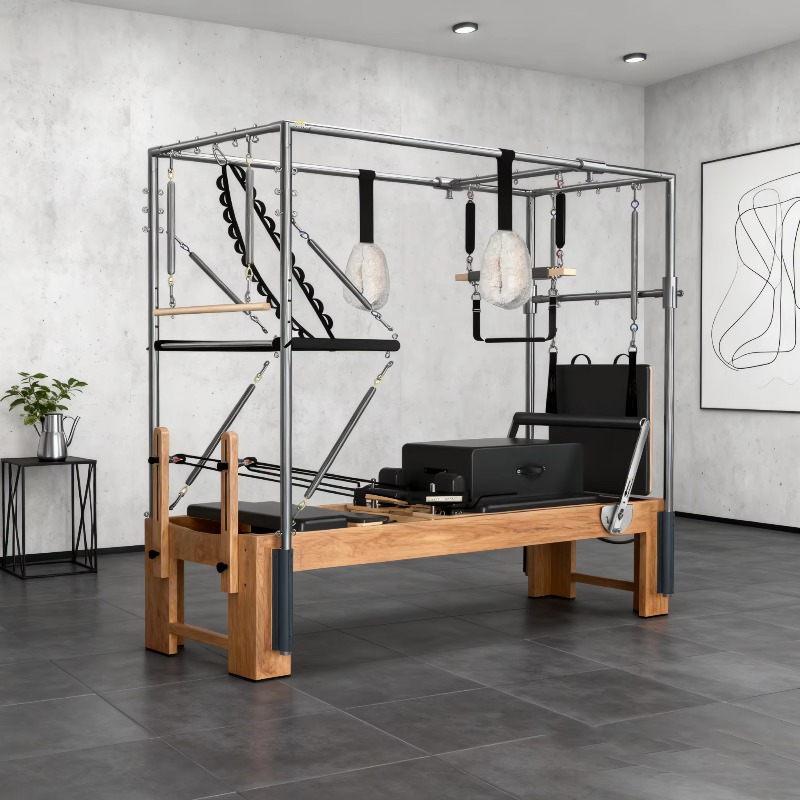 Yoga Fitness Factory - YIYIN工場製 ステンレス鋼とメープル材の2in1耐久性ピラティス・リフォーマーコンボ フィットネスヨガセンター向け