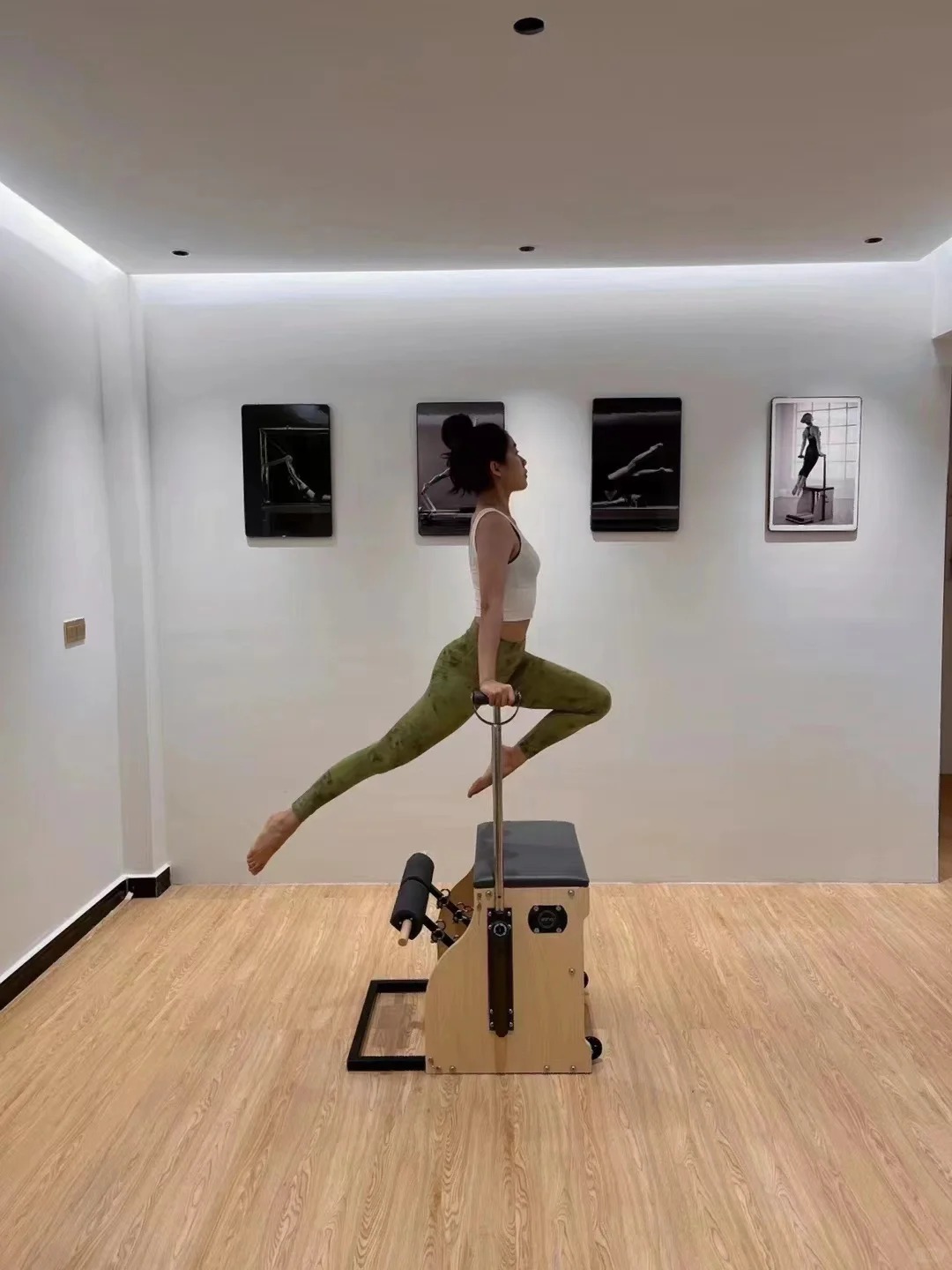 ピラティスファクトリー 大型器具 E30 スタブルチェア ヨ - Yoga Fitness Factory のレビューと価格